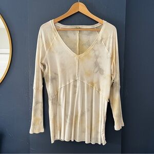 POL Tie-Dye Flowy Ribbed Shirt